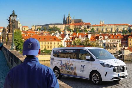 Prague Castle: Admission Ticket With Bus Transfer And Audioguide