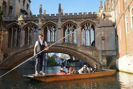 Cambridge Private Punting Tour