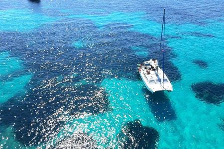 Catamaran tour to the Maddalena Islands with aperitif