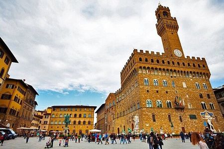 Florence: Palazzo Vecchio Access with Self guided Audio Tour