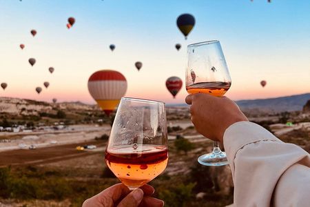 Cappadocia Sunrise Hot Air Balloon Tour - Göreme Experience