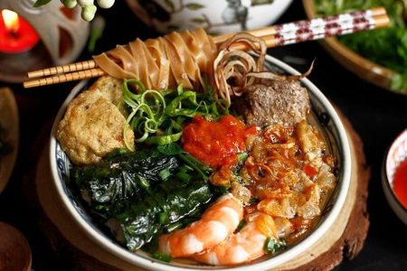 Haiphong Street Food and City Tour