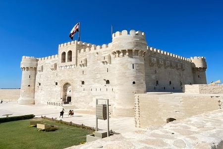 Alexandria Day Trip from Cairo: Catacombs, Citadel & Library