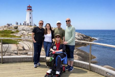 Full Day Private Halifax Coastal Tour Peggy’s Cove & Lunenburg