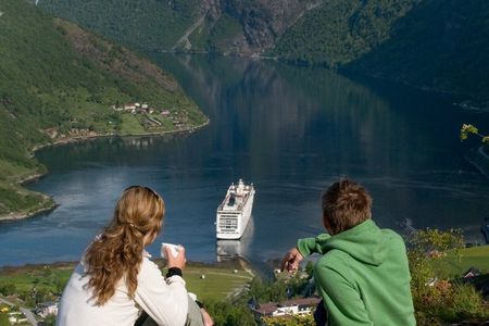Private Full Day Ferry Trip To Geirangerfjord From Ålesund