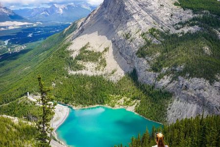 Calgary Johnston Canyon Lake Minnewanka One Day Tour