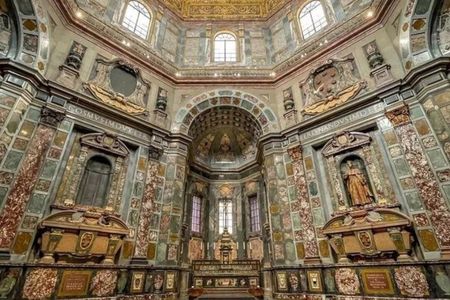 Semi-Private Michelangelo Experience David and Medici Tombs