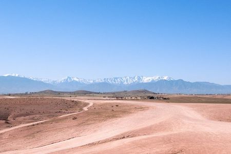 Luxury Agafay Experience: Camel Ride, Desert Views & Lunch