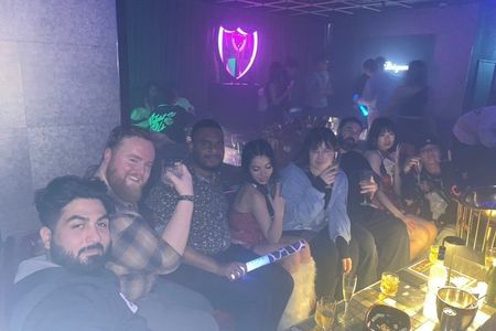 Osaka Giraffe Club Night Tour