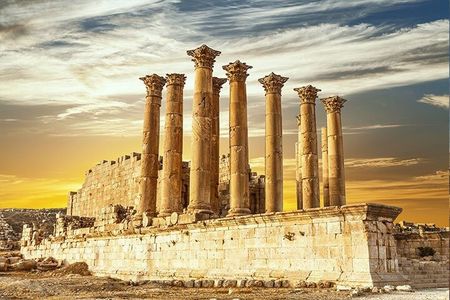 2-Night Private Jordan Secrets Tour from Sheikh Hussein Border Crossing