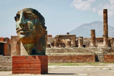 Pompeii Excavations and Mount Vesuvius Tour from Naples Port
