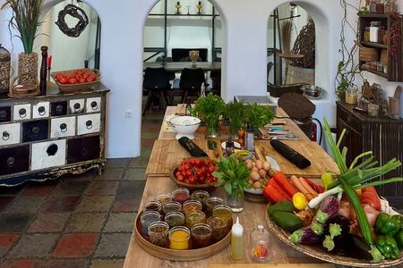 Cooking Class in Traditional cave house in Santorini!