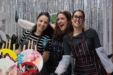 Alicante: Fluid Art-Therapy Workshop & Wine