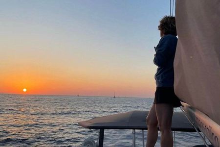 Santorini: Private Catamaran Cruise to Volcano with BBQ & Drinks