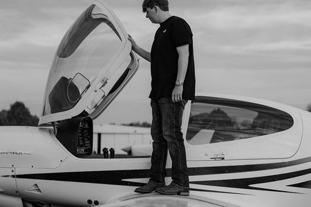 Discovery Flight Experience for Future Aviators