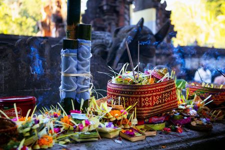 Ubud : Purification Experience at Pura Mengening with Local Guide