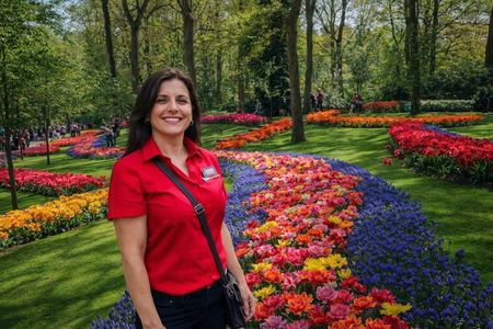 From Amsterdam: Keukenhof Ticket, Transfer & Guide