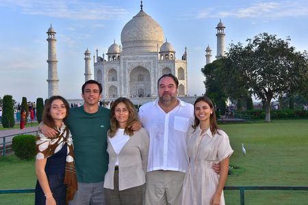 From Delhi: Overnight Taj Mahal & Agra City Tour by Car