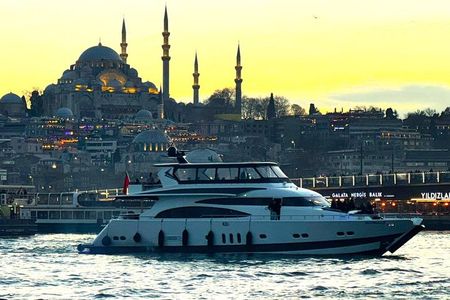Bosphorus Sunset Cruise with Live Guide on Luxury Yacht