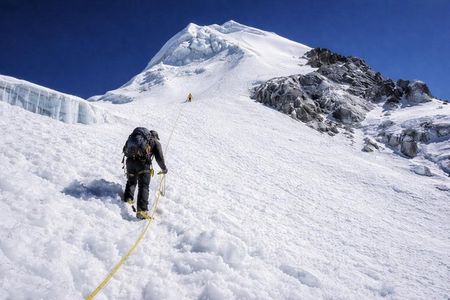 Lobuche East Peak Climbing