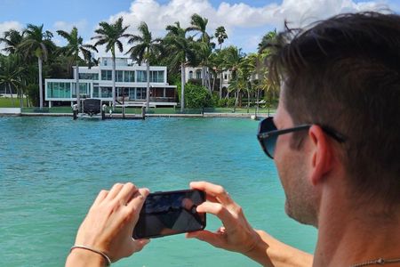 Miami Skyline Celebrity Cruise + Double Decker City Tour