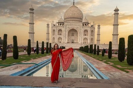 2 Day Agra tour with Cultural show