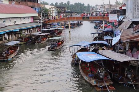Private Maeklong Railway Market and Amphawa Day Tour from Bangkok