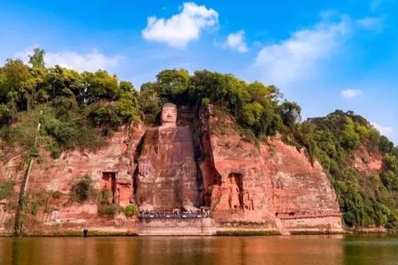 Leshan Giant Buddha Private Tour from Chengdu