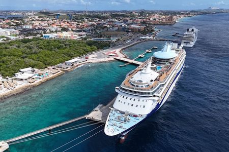 Private Personalized Island Tour in Curaçao (Up to 4 Persons)