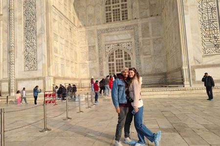 Same Day Taj Mahal, Agra Fort & Baby Taj Tour from Delhi by Car