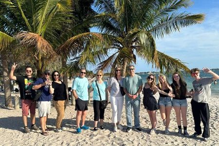 Travelers Guide to Miami!! Full Day 6+hr Drinks & Snacks provided