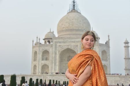 From Delhi: Taj Mahal and Agra Tour from Delhi with 5-Star Lunch