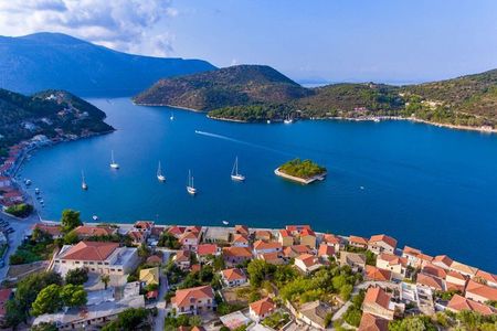 Ithaca Cruise with Swimming Stops & Hotel Transfers