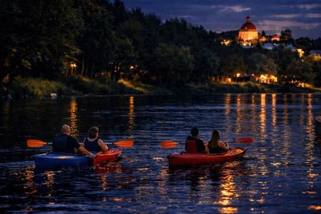 Vilnius Sunset Evening Kayak Tour in Verkiu Regional Park