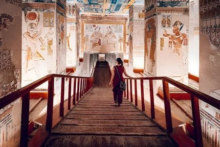 Private Day Tour of Luxor West and East banks