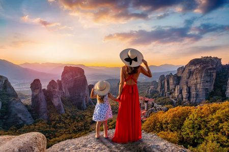 Athens: Meteora Monasteries, Caves & Coastal Stopovers with Lunch