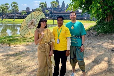 Angkor Wat Khmer Traditional Custom Dressing Experience