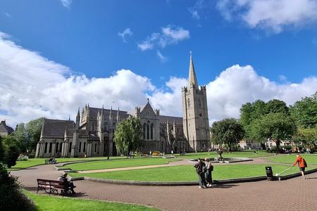 Dublin City Main Sights Private Walking Tour - 2 Hours 30 Minutes
