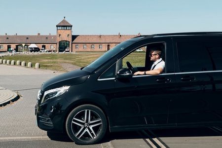 Auschwitz and Birkenau Guided Tour from Krakow with hotel pick-up