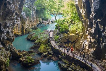 Zipline Dark cave & Paradise cave: Full-day Exploration
