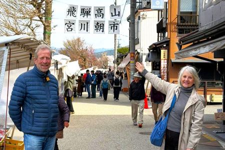 Takayama Early Morning Guided Walking Tour and Market Visit