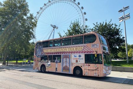 London Afternoon Tea Bus and Panoramic Tour on Lower Deck