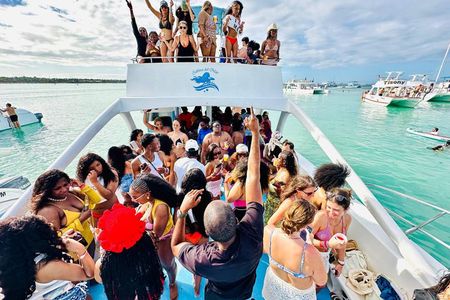 #1Punta Cana Adults Only Party Boat with Snorkel Open Bar and DJ