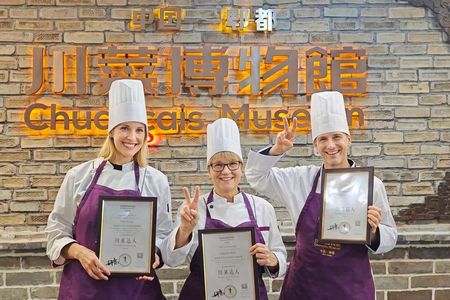 Chengdu Sichuan Cuisine Cooking Class and Savor Local Snacks