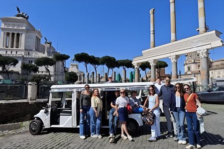 Private 3 H Panoramic Tour of Rome By Golf Cart - pick-up included