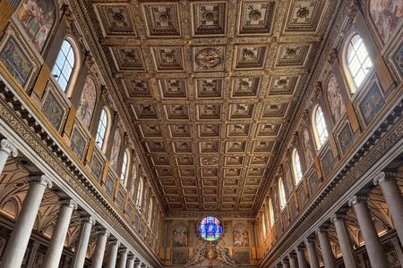 Tour with direct access to Santa Maria Maggiore, Museums and Terraces