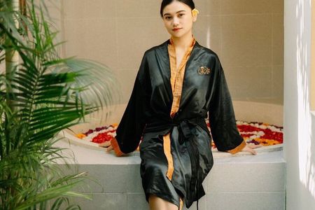 Kuta Traditional Balinese Spa Massage, Scrub, Flowerbath 2 Hour