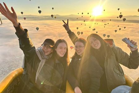 Balloon discover Teotihuacan adventure flavors and tradition