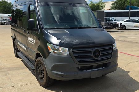 Private Custom Oahu Island Tour (Up to 10 passengers)