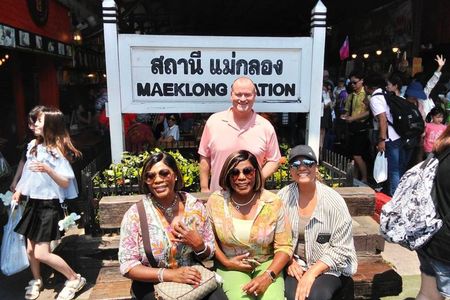 Private Tour to Railway Market and Floating Market